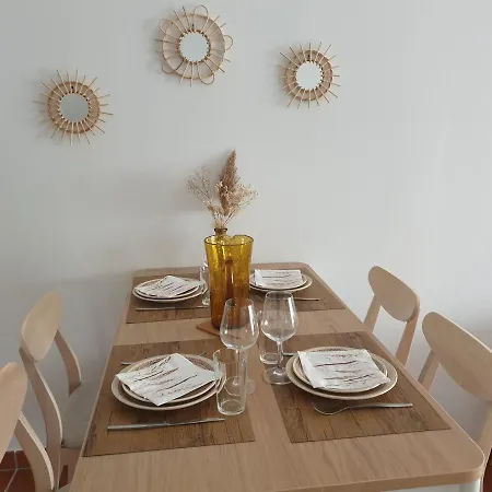 Gite Castelsagrat, 2 Pieces, 2 Personnes - Fr-1-605-14 * Castelsagrat